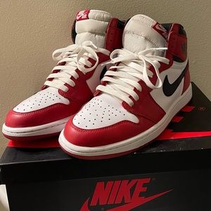 Jordan 1 Chicago 2015 size 10.5